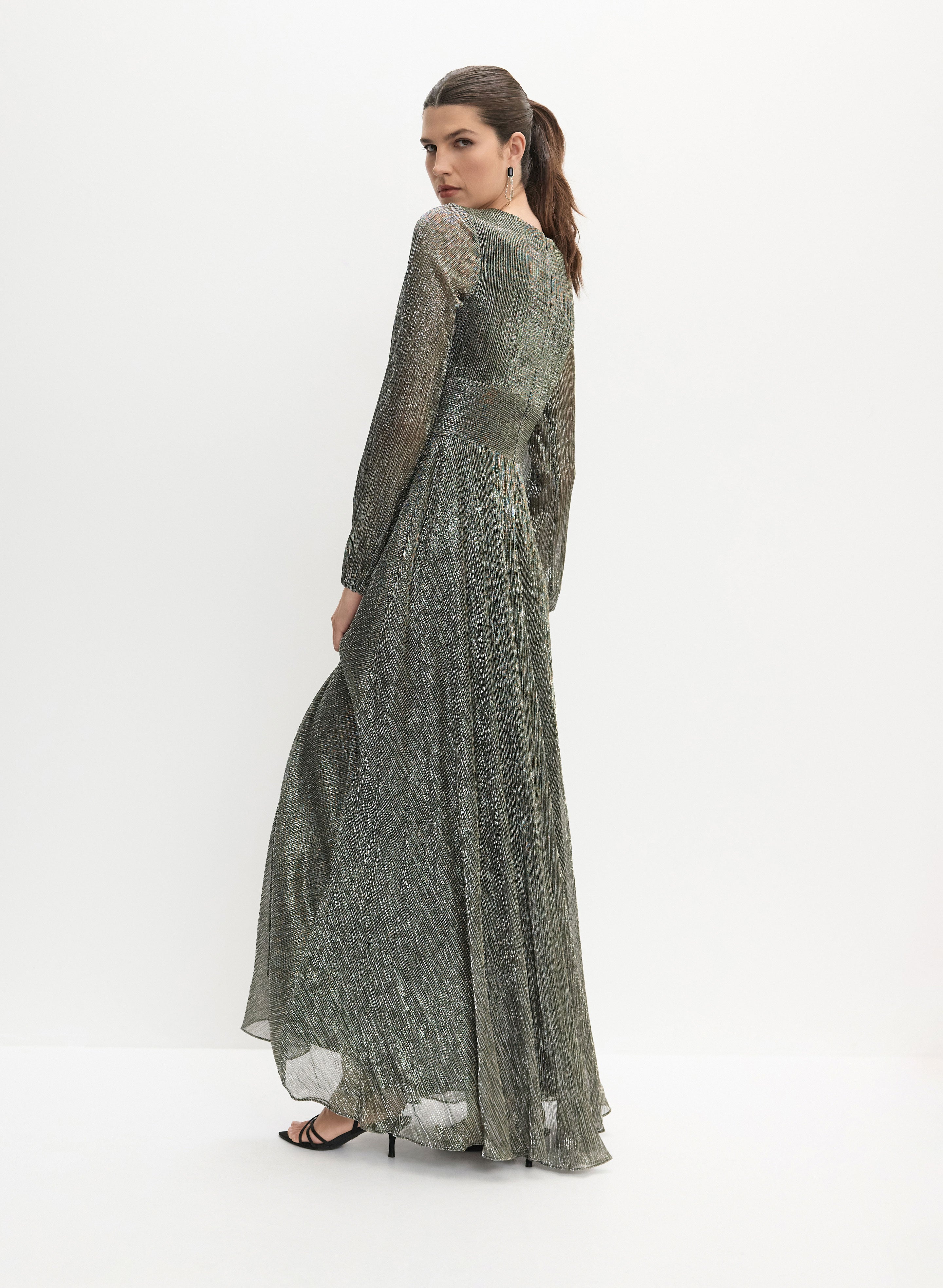 Shimmering Plissé Dress Silver Back 1