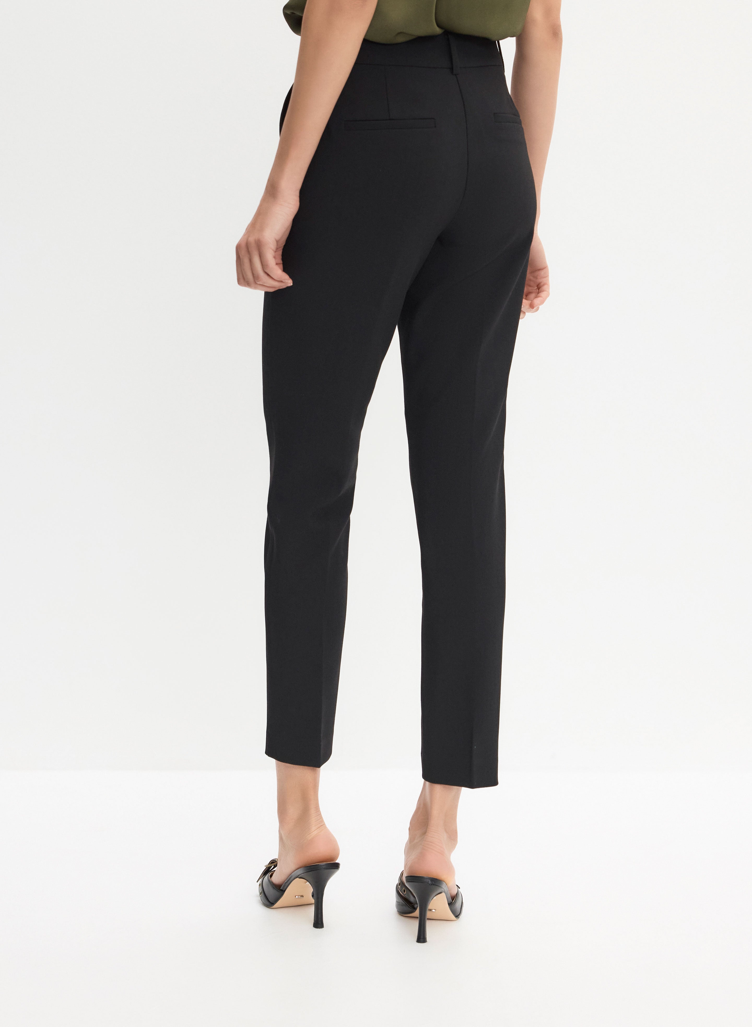 Essential Giselle Cut Pants