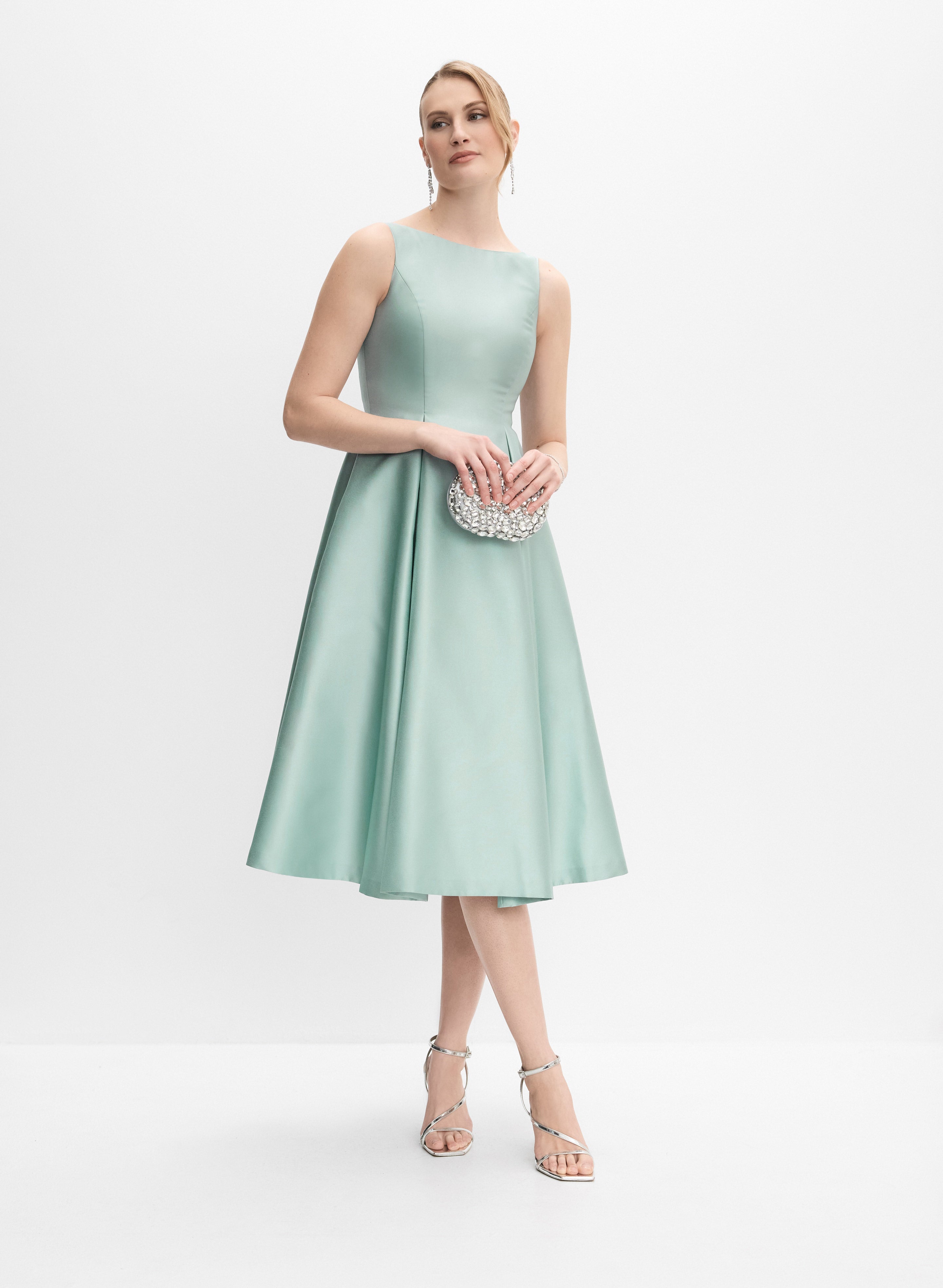 fitted lace wedding dress Sleeveless Mikado Fit And Flare Midi Dress With V-Back In Luxe Plum