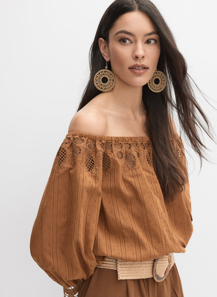 CLANE♡OFF SHOULDER TUCK BLOUSE X34567.MU.6.jpg?preset=