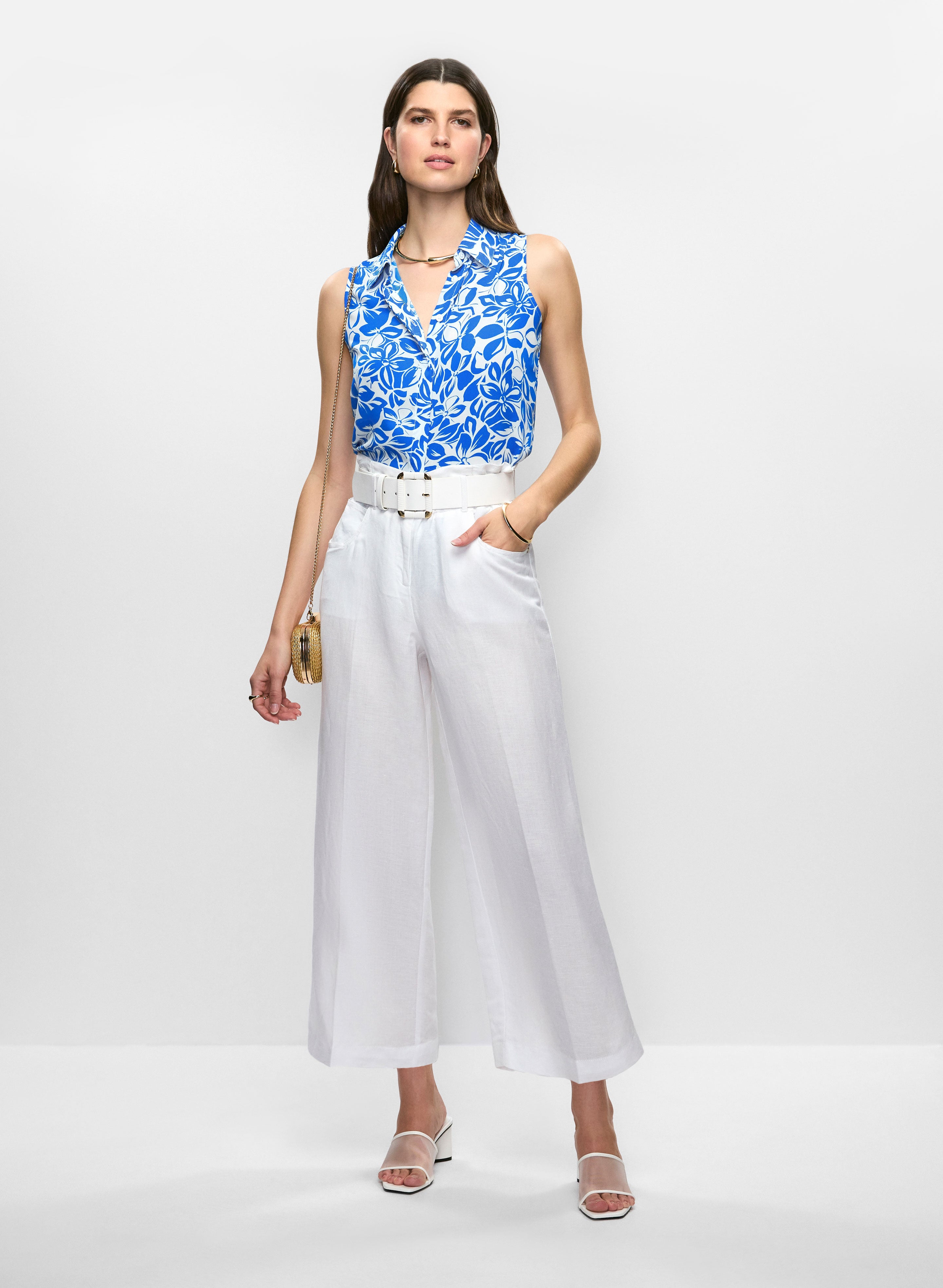 Sleeveless Floral Crepe Blouse & Linen Cropped Pants