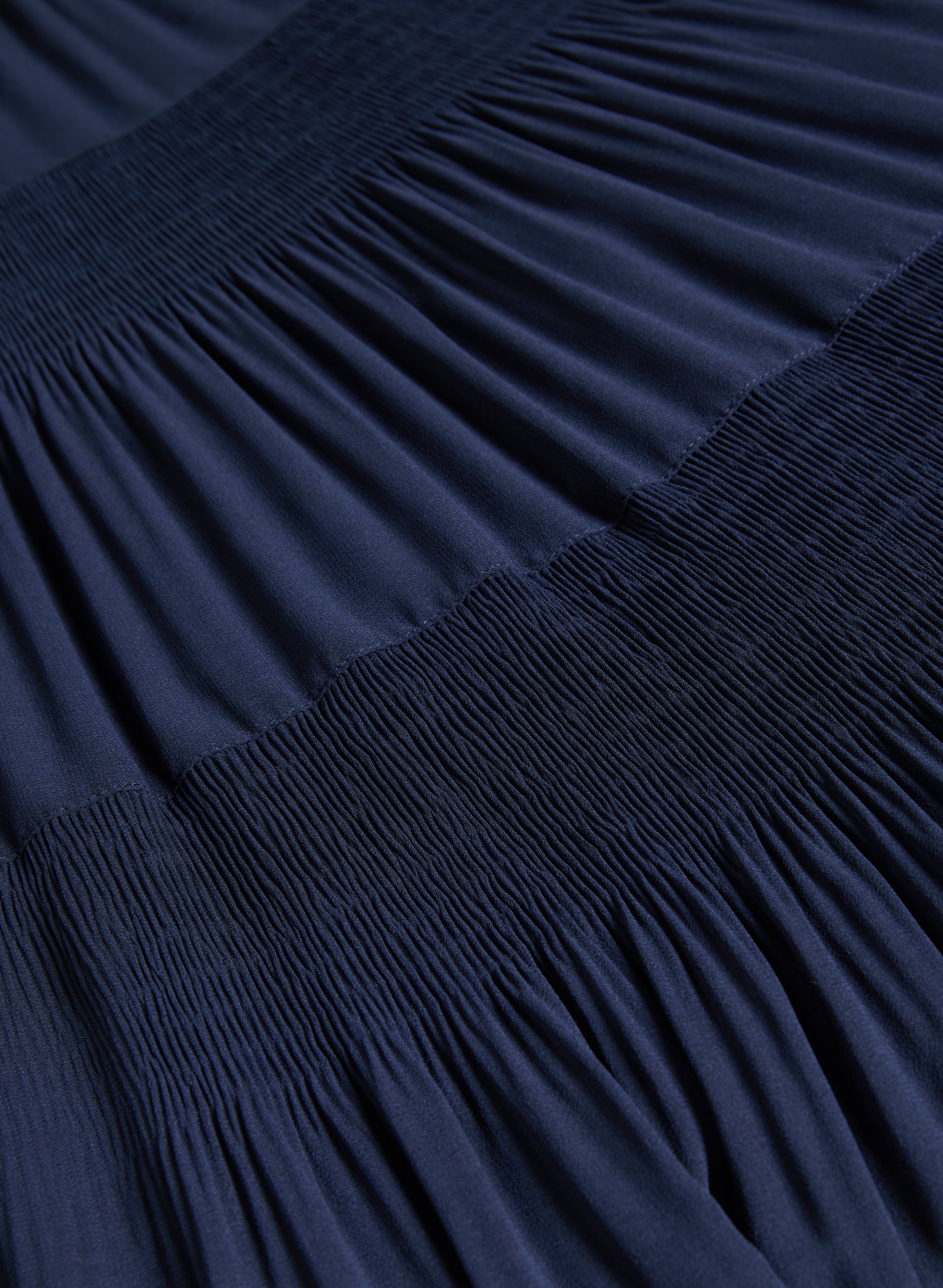 【mnem】Melfi Pleated Long Skirt 2024 Women's Autumn Long Pleated Skirt Retro Fashion Solid