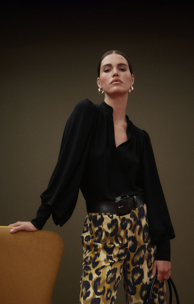 Melanie Lyne | Women's Clothing Canada