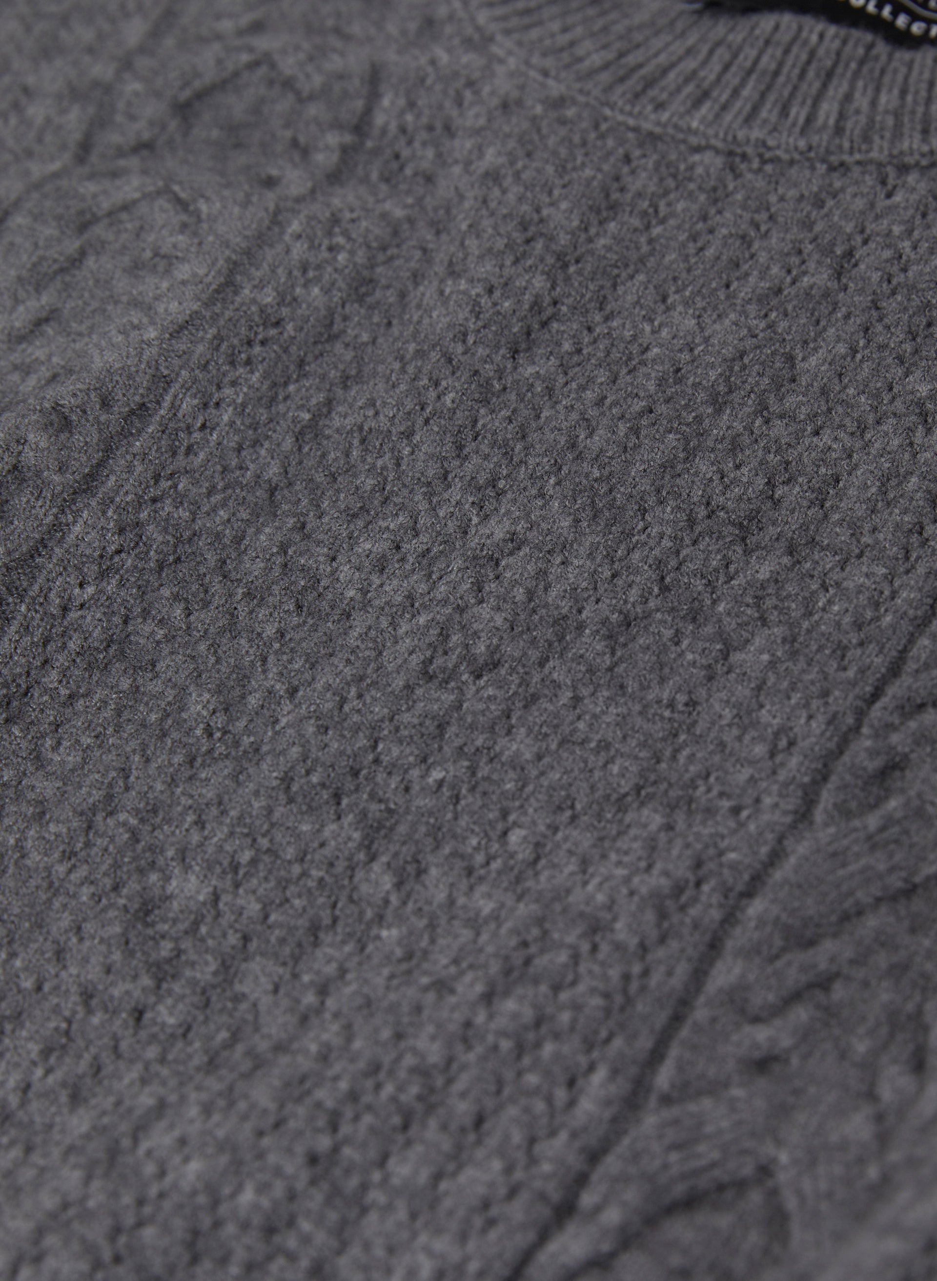 Frank Lyman - Ruffle Detail Sweater