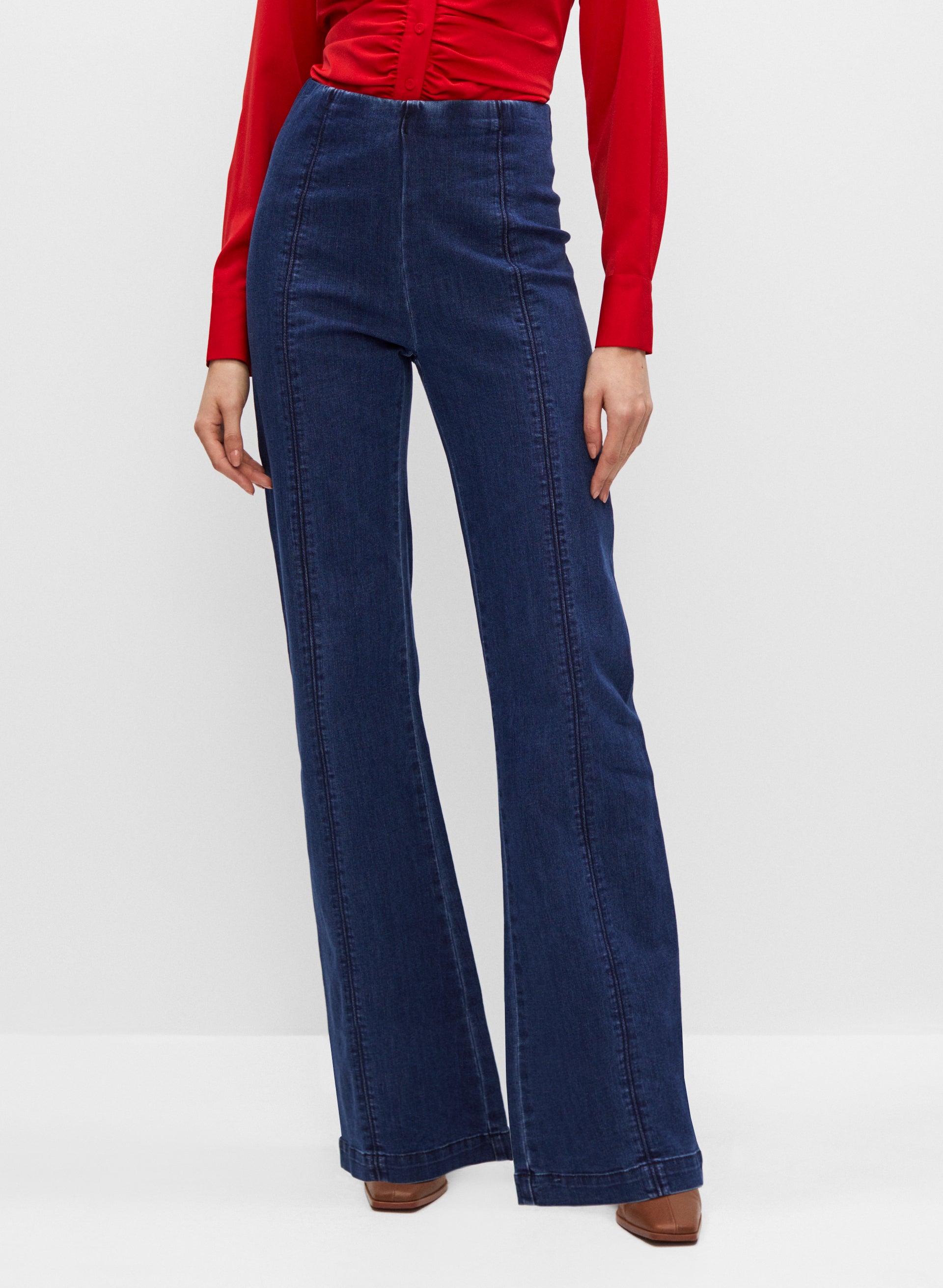 Pull-On Wide Leg Jeans