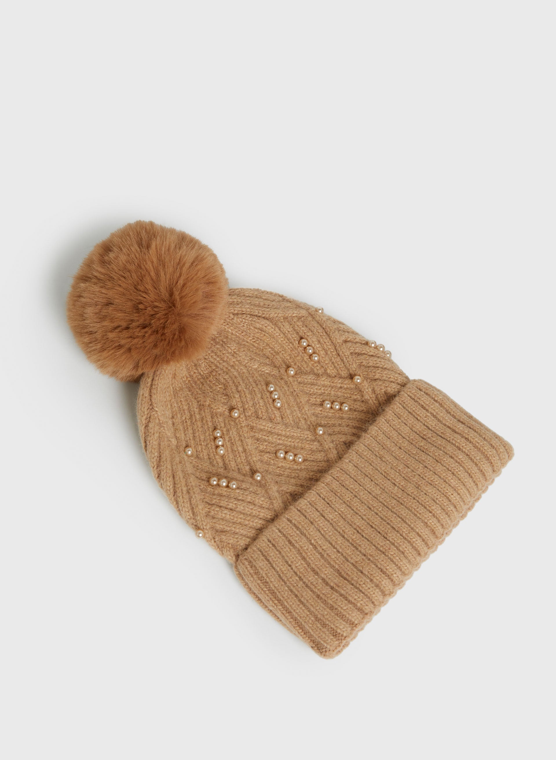 Argyle Knit Pearl Detail Hat