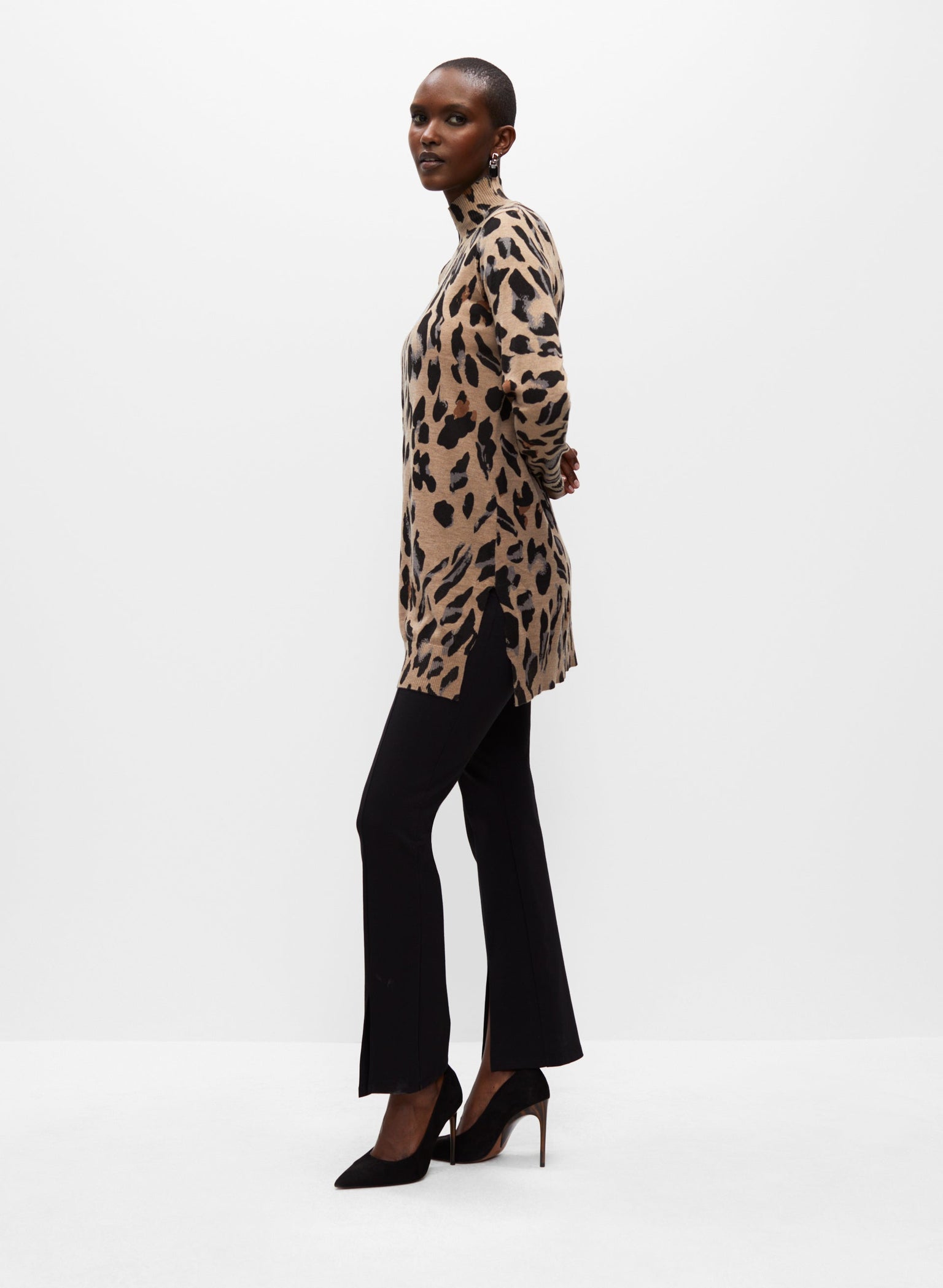 Leopard Lure V-Neck Tunic