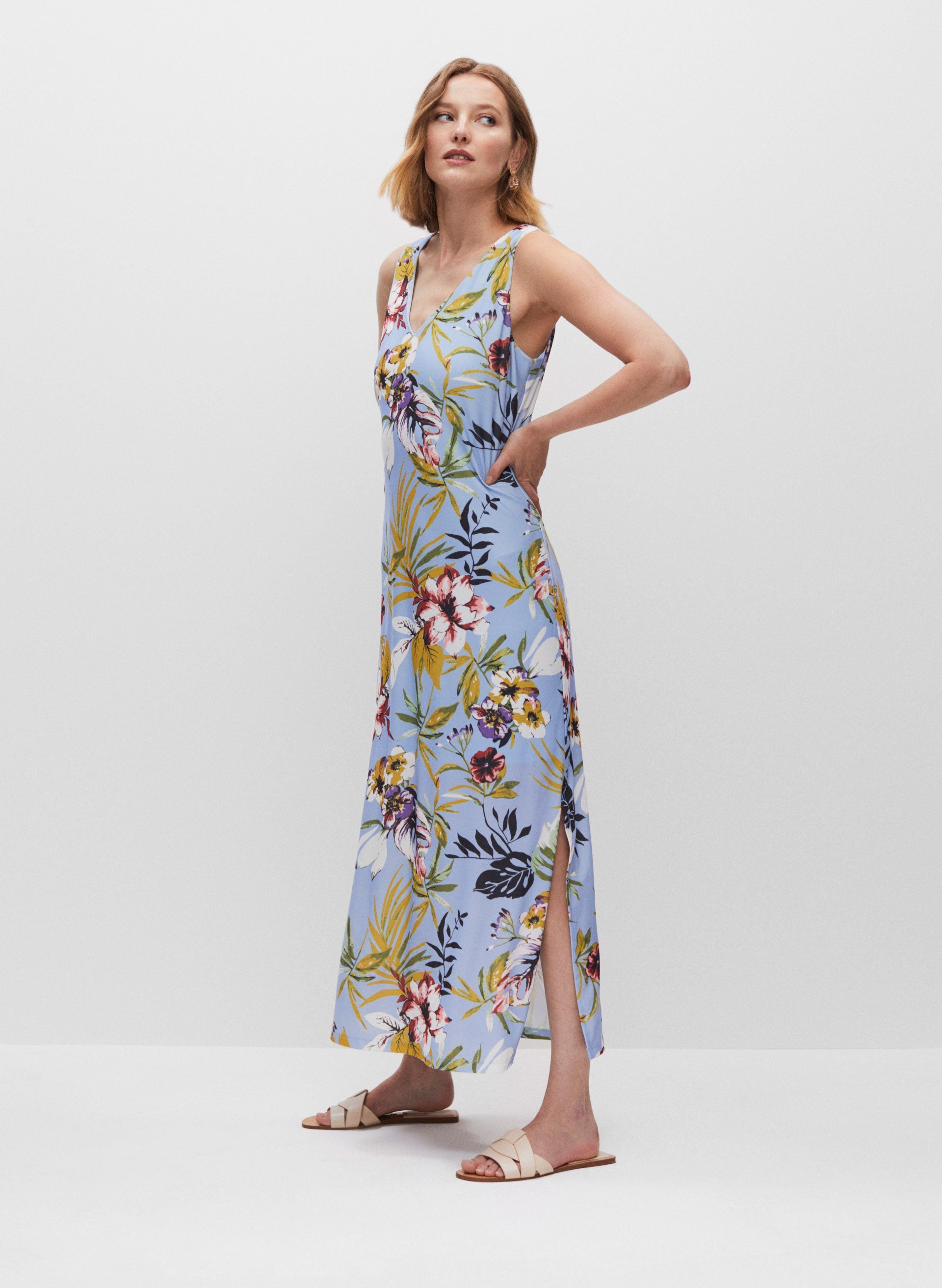 Blue maxi floral dress hotsell